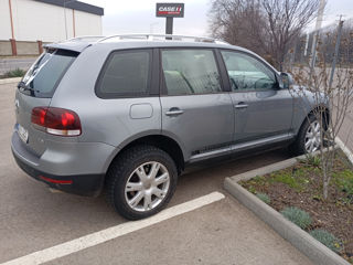 Volkswagen Touareg foto 7