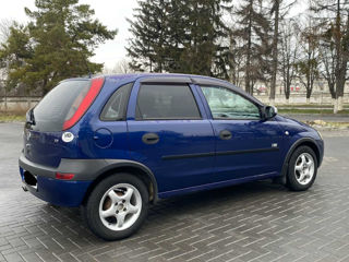 Opel Corsa foto 4