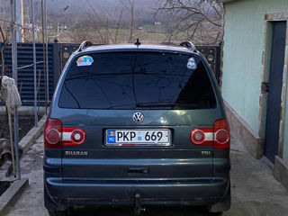 Volkswagen Sharan foto 3