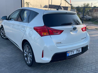 Toyota Auris foto 3