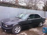 BMW 5 Series foto 3