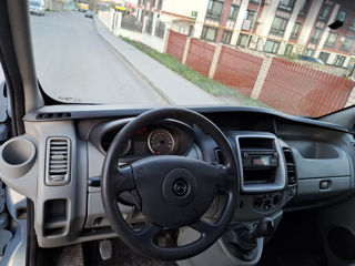 Opel Vivaro foto 6