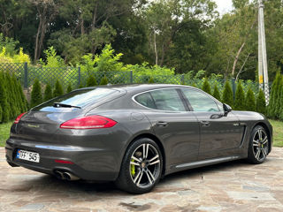 Porsche Panamera foto 4