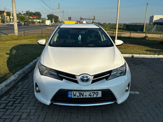 Toyota Auris foto 1