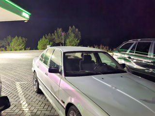 BMW 5 Series foto 5