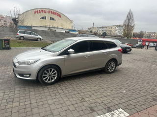 Ford Focus foto 2