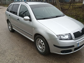 Skoda Fabia foto 3