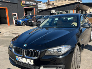 BMW 5 Series foto 3