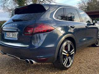 Porsche Cayenne foto 2