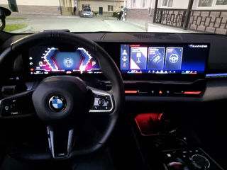 BMW 5 Series foto 10