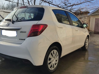 Toyota Yaris foto 5