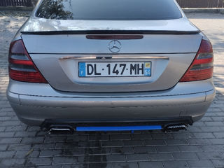 Mercedes E-Class foto 4