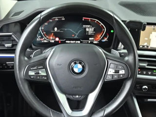 BMW 3 Series foto 10