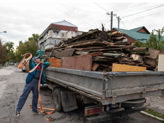 Transport. Evacuarea deseurilor gunoiului. Вывоз мусора foto 2