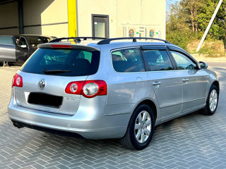 Volkswagen Passat foto 3