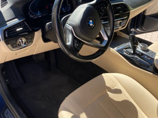 BMW 5 Series foto 6