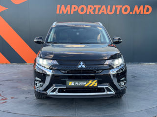 Mitsubishi Outlander foto 3