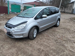 Ford S-Max foto 2