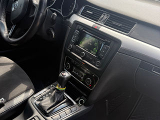 Skoda Superb фото 8