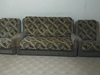 Set sofa cu 2 fotolii