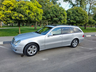 Mercedes E-Class foto 2