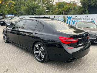 BMW 7 Series foto 3