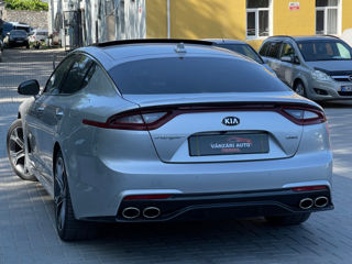 KIA Stinger foto 5