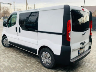 Opel Vivaro foto 6