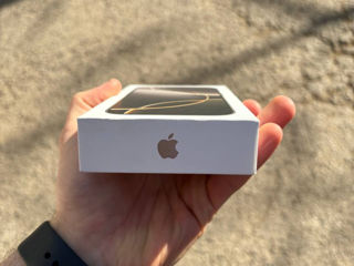 iPhone 16 Pro 128gb Natural Titanium foto 3