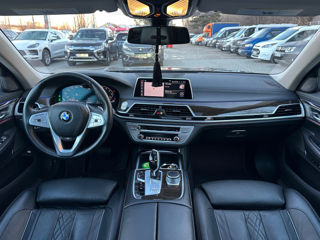 BMW 7 Series foto 11