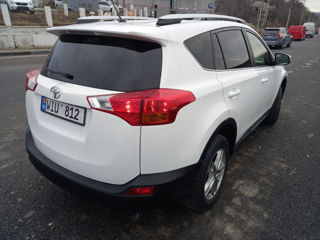 Toyota Rav 4 foto 4