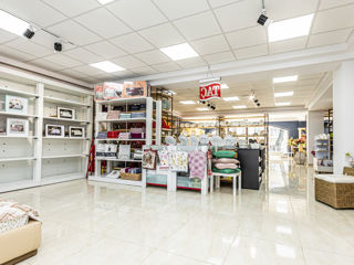 Chirie spatiu comercial de 250 mp la parter in Centru! foto 4