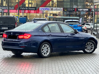 BMW 3 Series foto 4