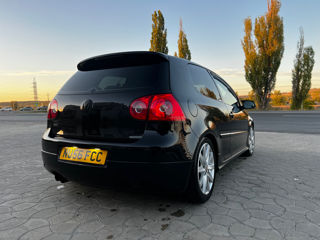 Volkswagen Golf foto 4