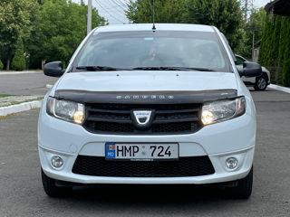 Dacia Sandero foto 2