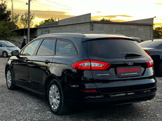 Ford Mondeo foto 4