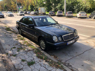 Mercedes E-Class foto 10