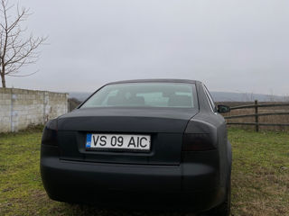 Audi A4 foto 2