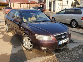 Hyundai Sonata foto 9