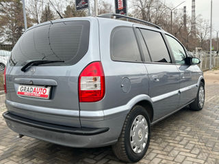 Opel Zafira foto 6