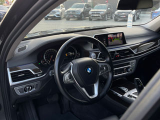 BMW 7 Series foto 5