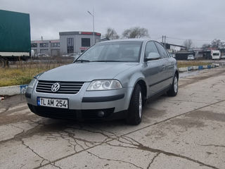 Volkswagen Passat foto 2