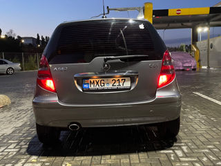 Mercedes A-Class foto 4