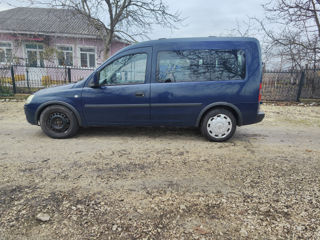 Opel Combo foto 4