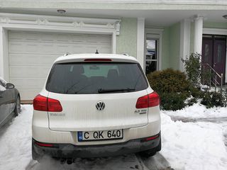 Volkswagen Tiguan foto 2
