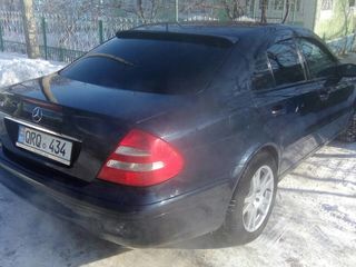 Mercedes E Class foto 3