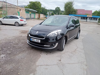 Renault Grand Scenic foto 3