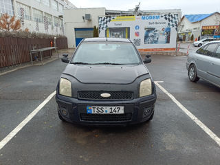 Ford Fusion foto 4