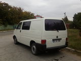 Volkswagen T4 foto 1