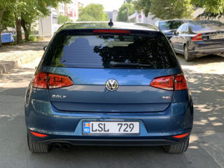 Volkswagen Golf foto 4